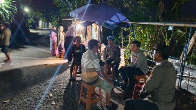 Kamtibmas Kondusif: Peran Aktif Polsek Kediri di Lapangan
