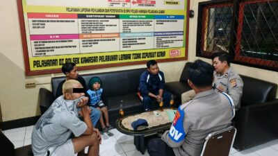 Kru Kapal KMP Parama Kalyani Sigap Selamatkan Penumpang Jatuh ke Laut di Lombok Barat