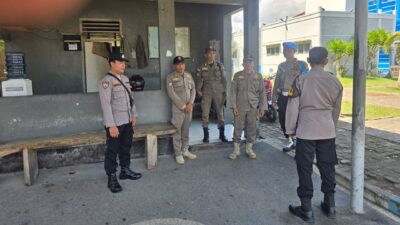 Patroli Humanis Polsek Gerung Jaga Stabilitas Keamanan di Wilayah Pemerintahan